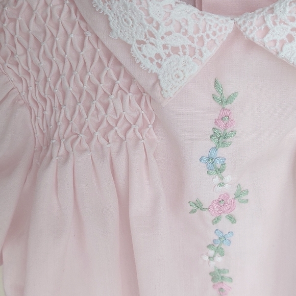 Vintage Polly Flinders Hand Smocked Baby Dress - Picture 3 of 4